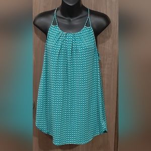 Dressy soft Worthington top, flowy and forgiving very roomy